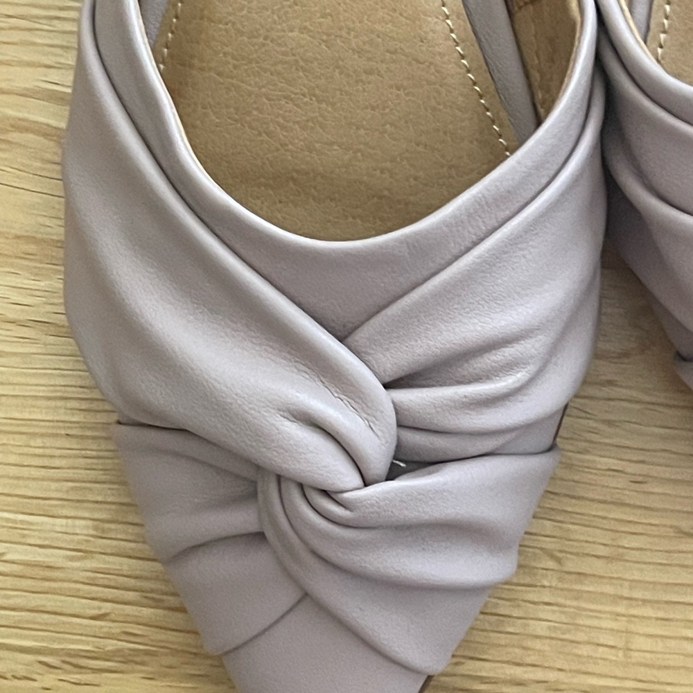 Time And Tru Memory Foam Flats In Great Condition… - image 6